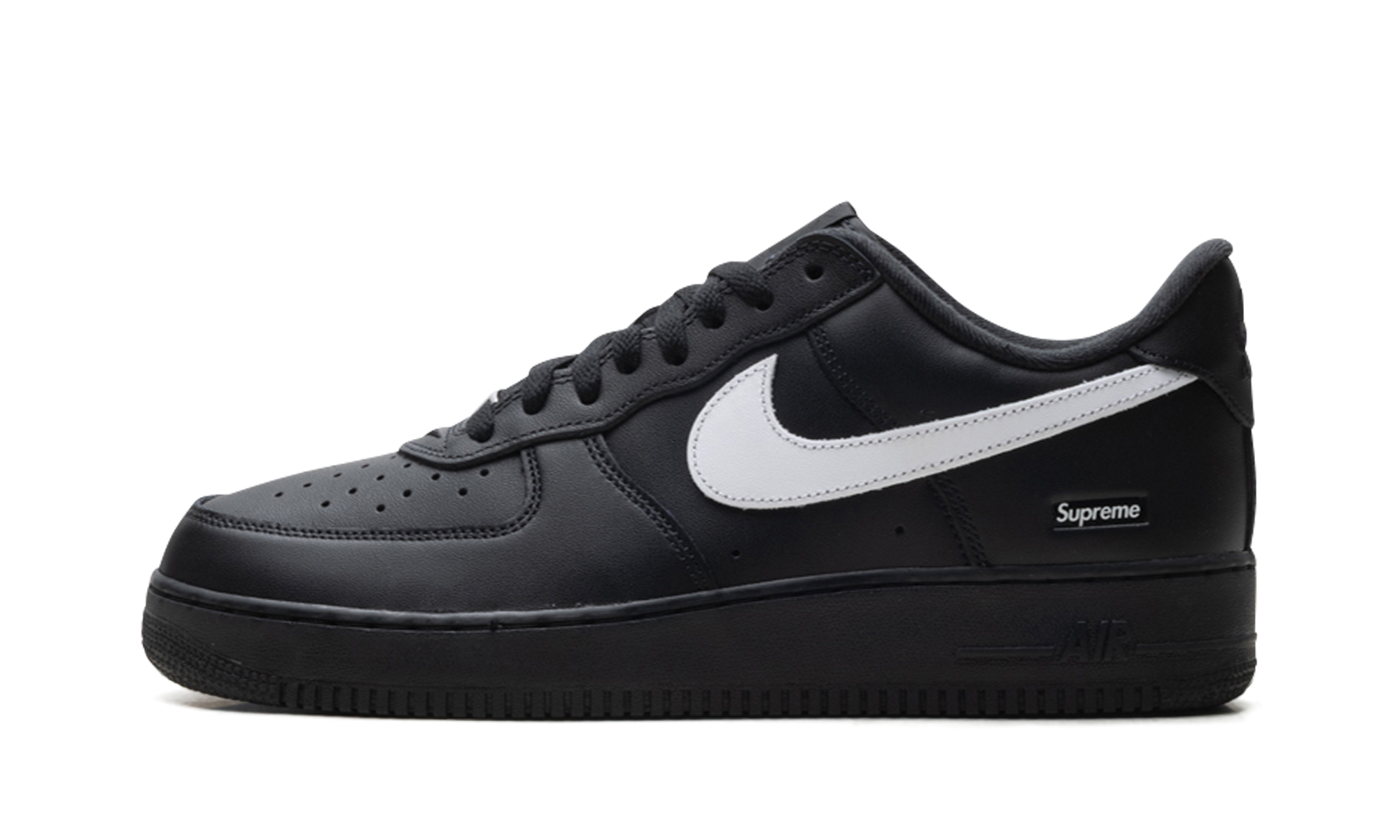Air Force 1 Low Supreme -  Black and White