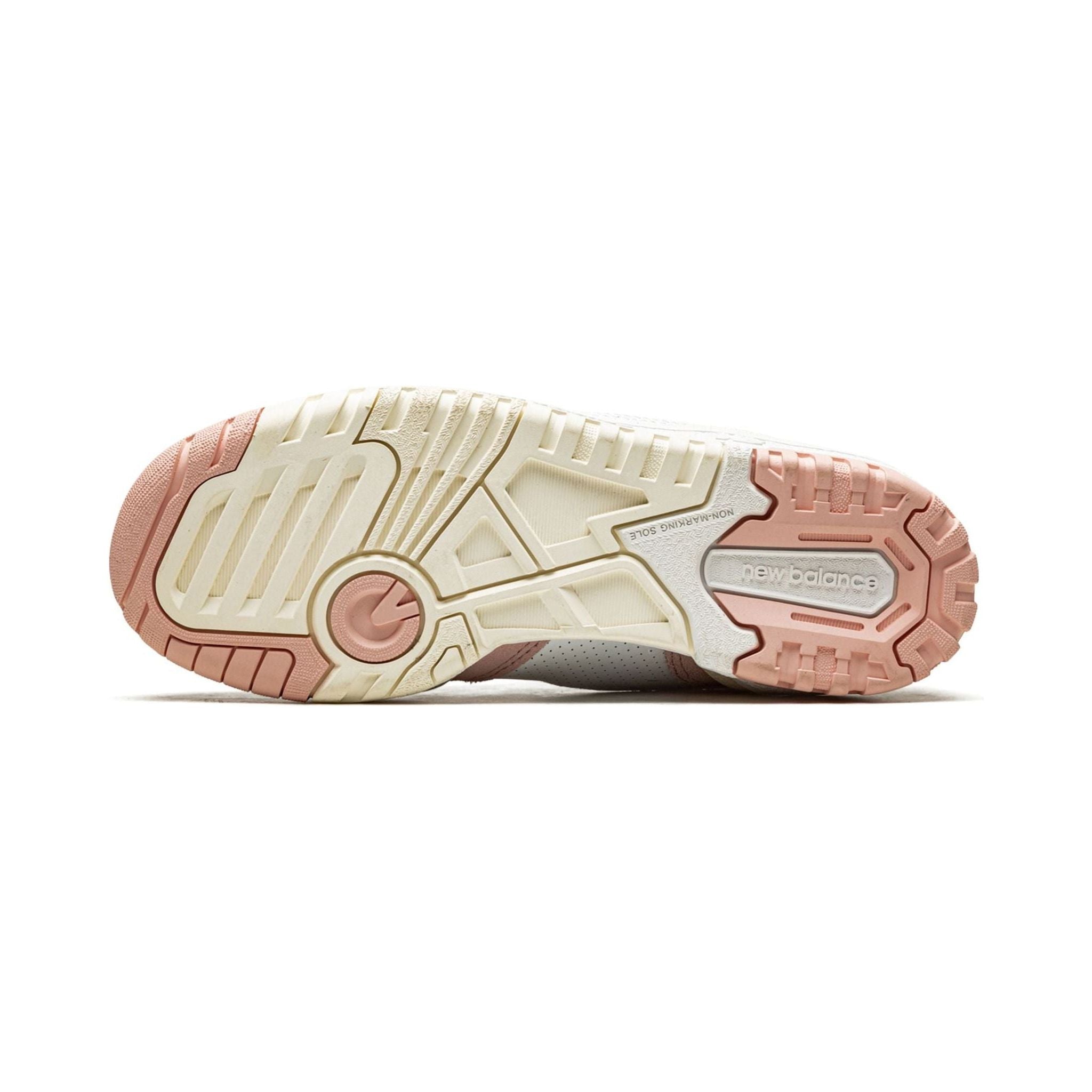 New Balance 550 - Pink Sea Salt