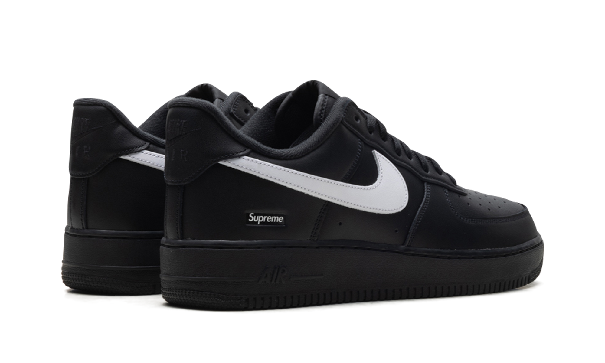 Air Force 1 Low Supreme -  Black and White