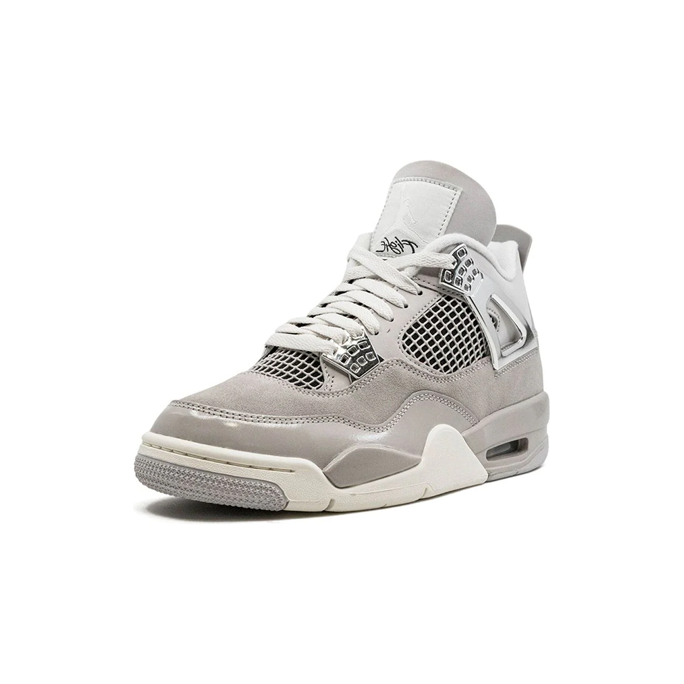 jordan4frozenmoments2.png