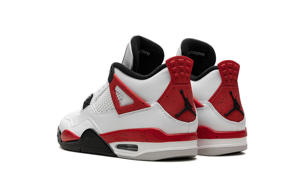 Air Jordan 4 - Red Cement