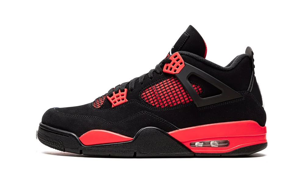 jordan4thunderred1_7ab432d9-9991-49b1-aeeb-43a5872cb0bd.png