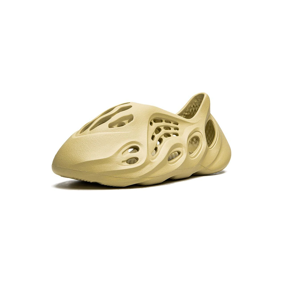 yeezyfoamsulfur2.png